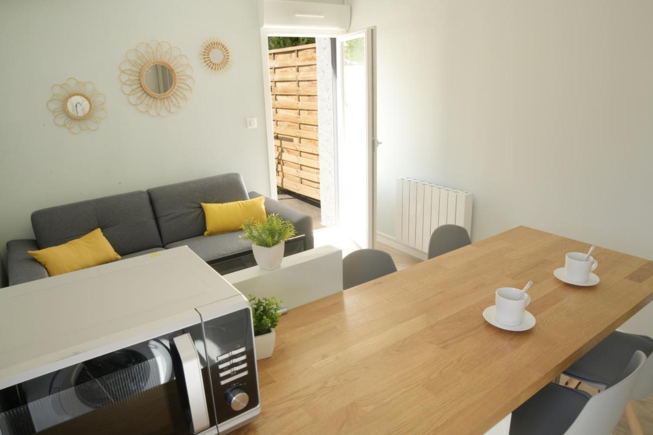 Apartamento T2 - 28M2 Avec Cour Et Stationnement, Wifi Et Linge Fournis Angulema Exterior foto